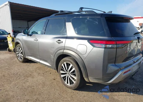 2023 Nissan Pathfinder Platinum 4Wd z USA, uszkodzony, nr VIN 5N1DR3DK4PC204924